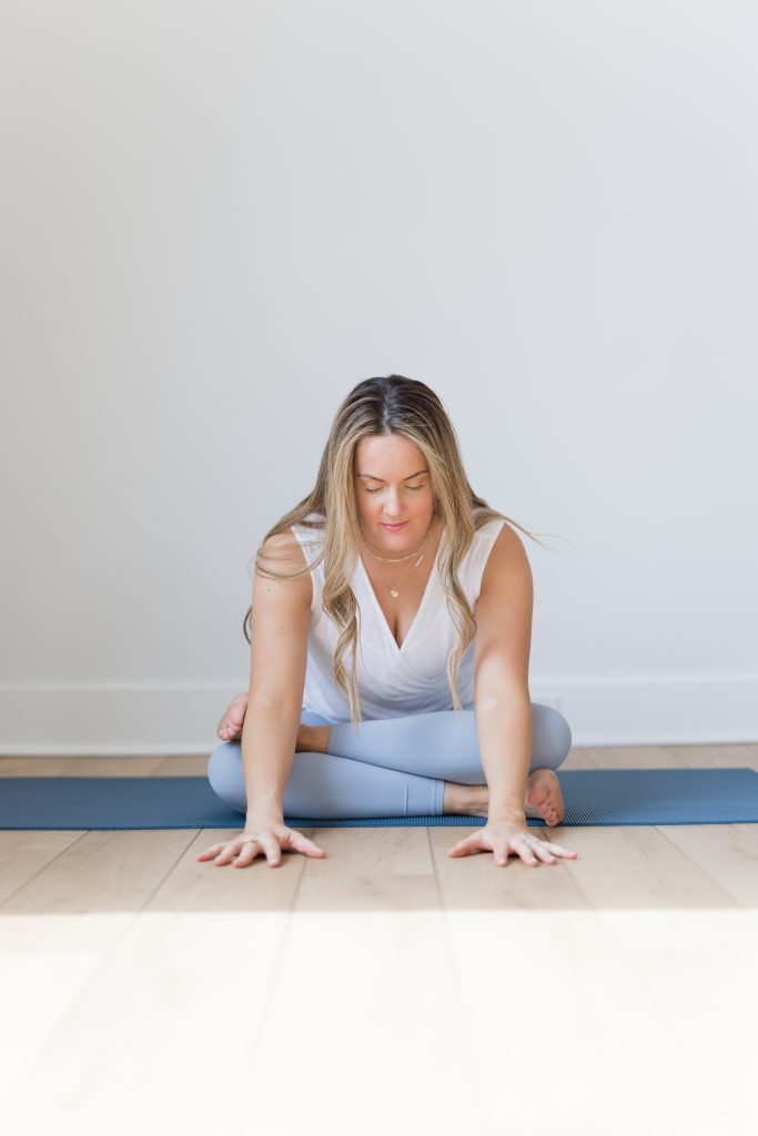 Woman in fire log pose