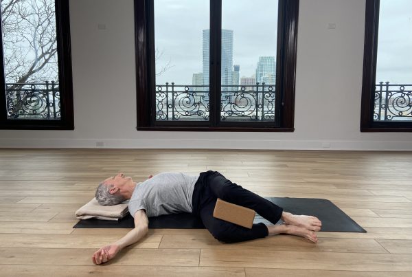 Hip Mobility: Joe Miller in a spinal twist lying down