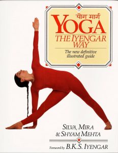 Yoga The Iyengar Way Book Cover