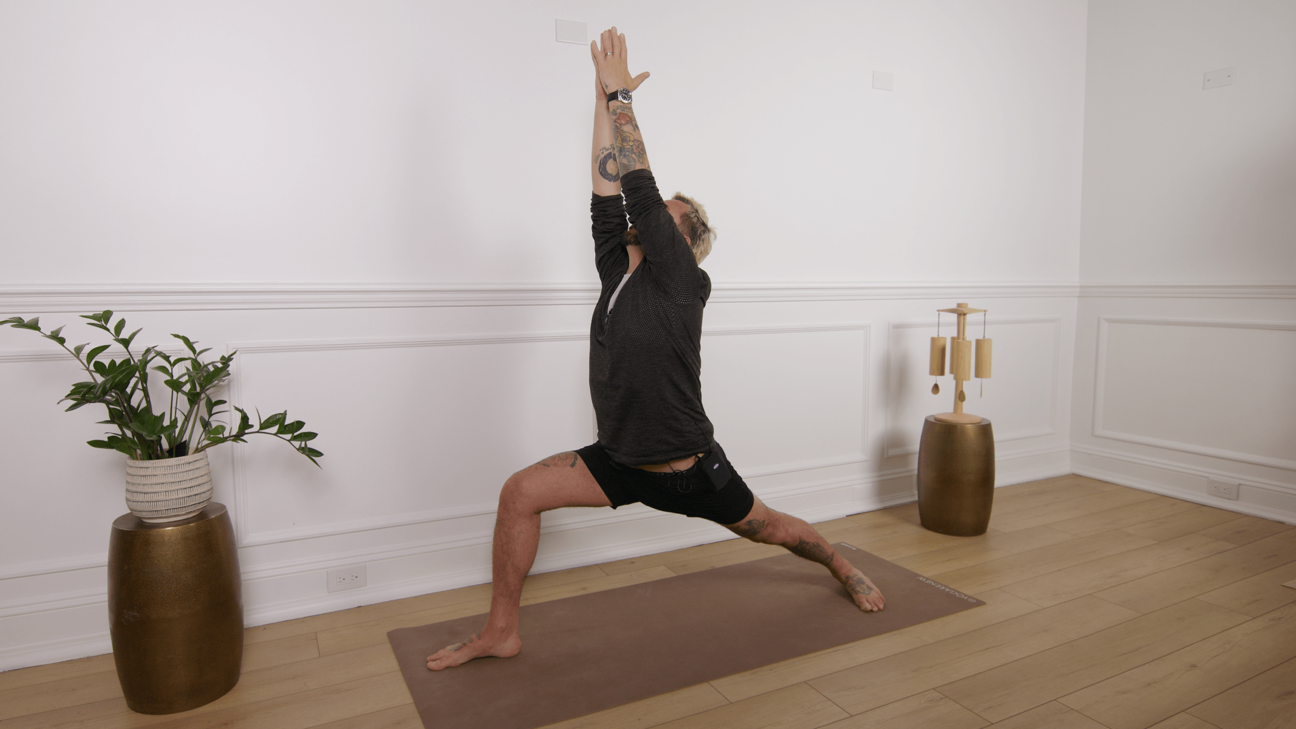 warrior one pose